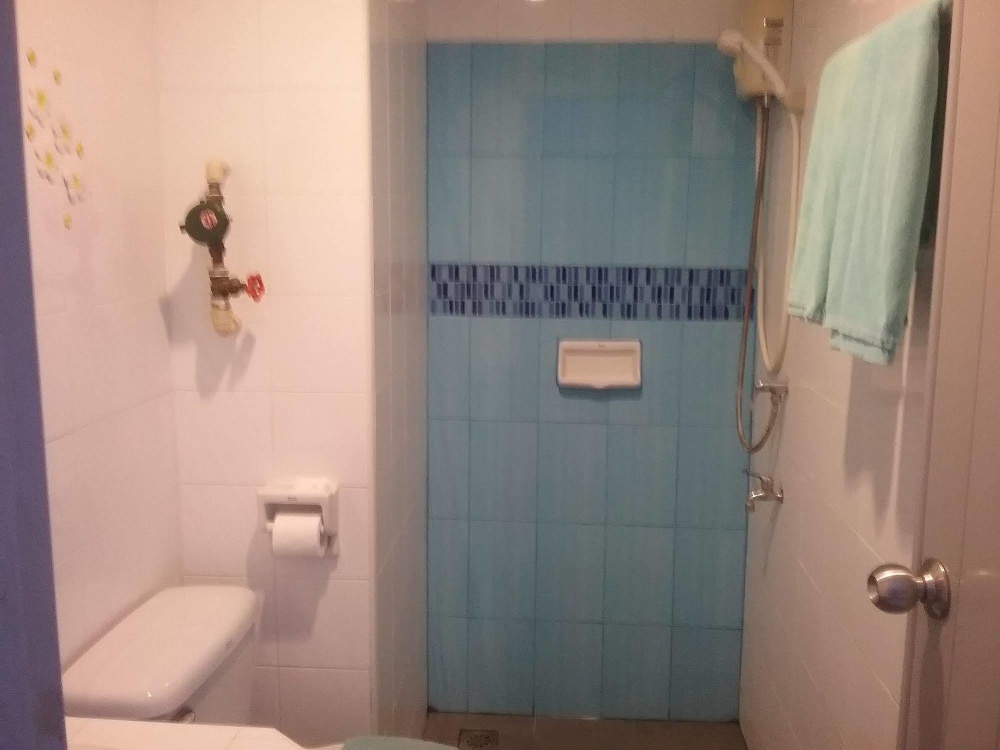 Thasanee Guesthouse Hua Hin Bagian luar foto